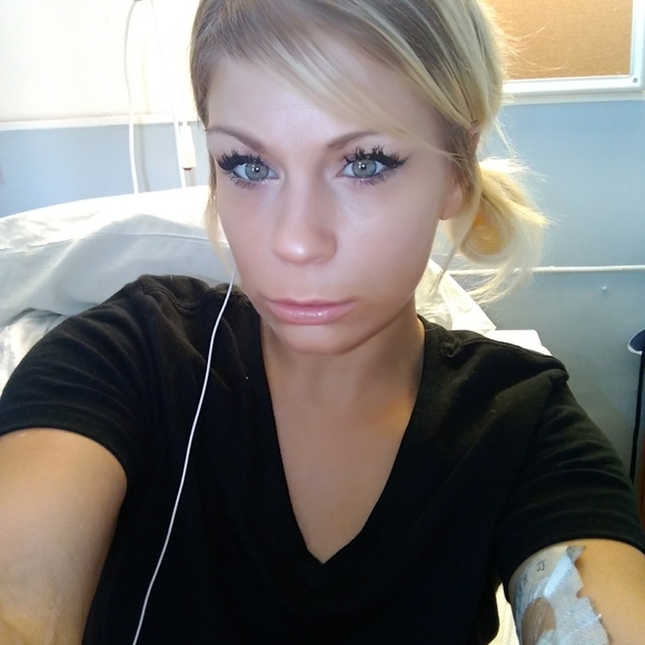 Meet your Posher, Crystal - Picture 3 of 8